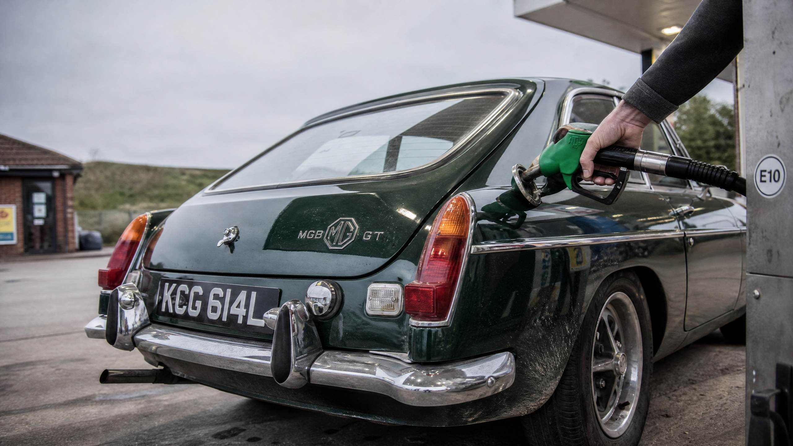 01_e10_pump_classic_mgb