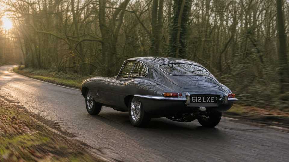 05_jaguar_e_type
