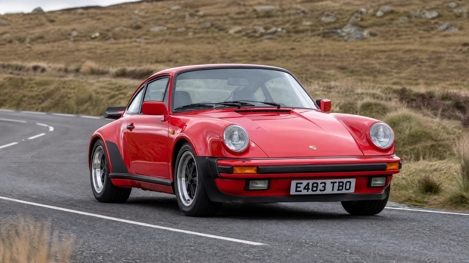 05_porsche_911_turbo_930