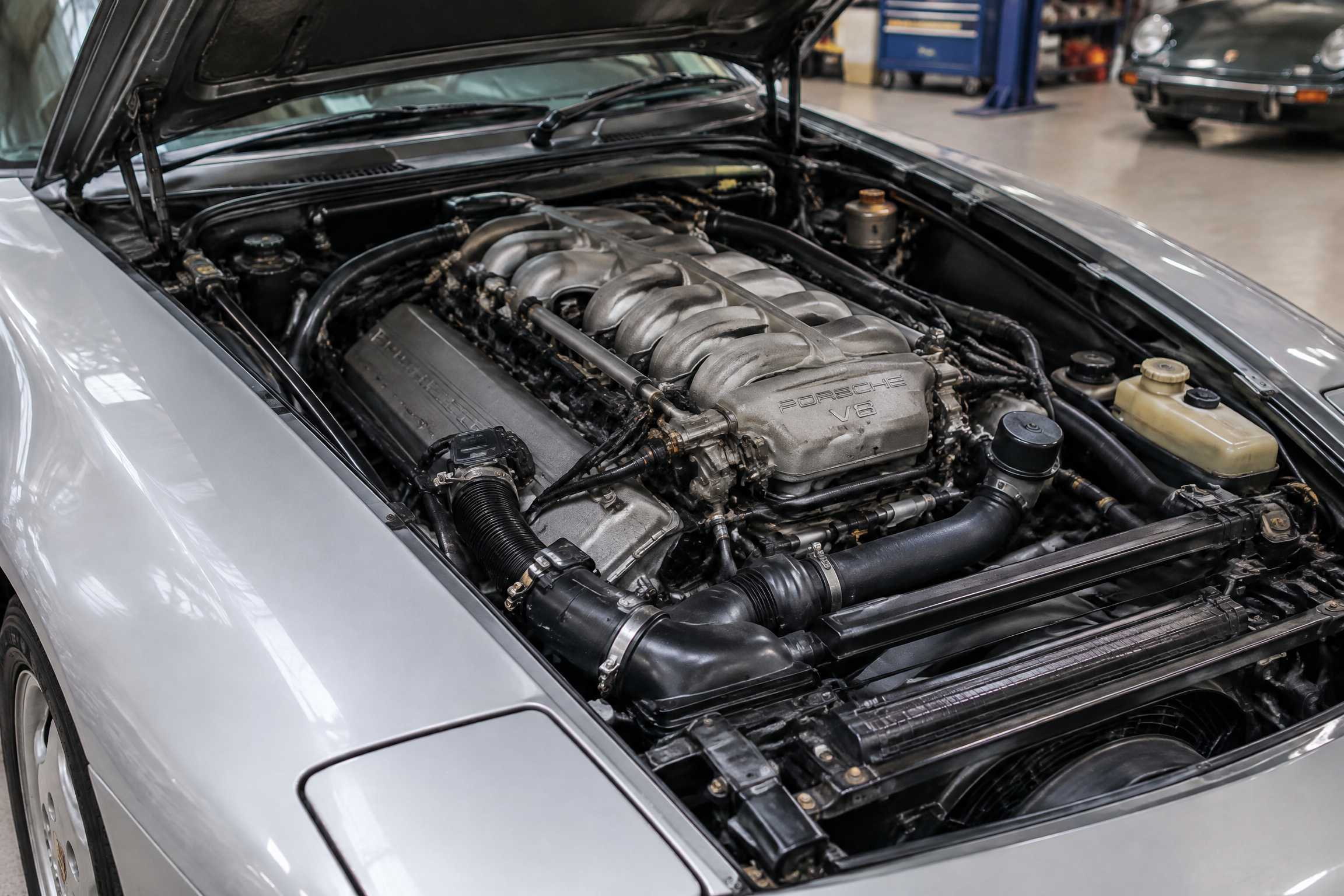 porsche_928_s4_v8
